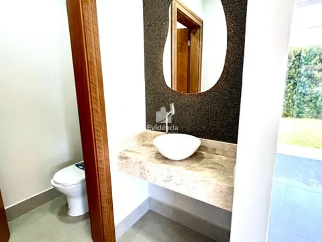 Casa com 370m² 3 quartos e 5 banheiros, à venda, no bairro Vivendas do Arvoredo em Londrina