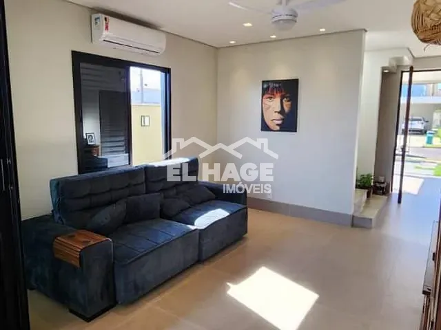 Casa com 321m² 4 quartos e 6 banheiros, à venda, no bairro Parque Universitário em Cuiabá