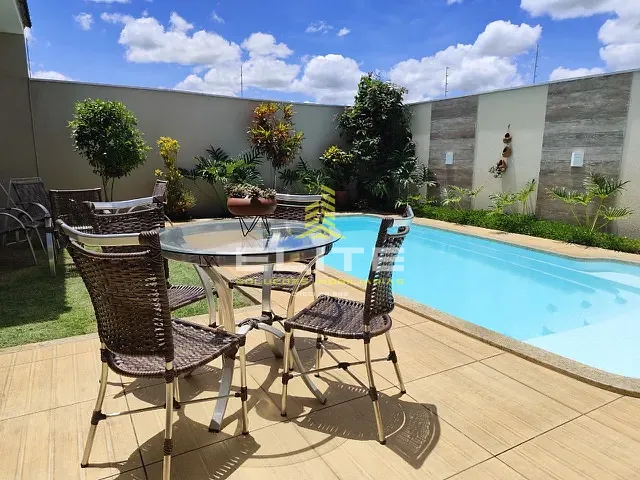 Casa 4 quartos e 3 banheiros, à venda ou para alugar, no bairro vila romana  em Sorriso