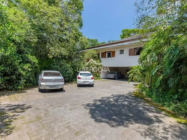 Casa com 5000m² 6 quartos e 6 banheiros, à venda, no bairro Vila Santo Antônio em Cotia