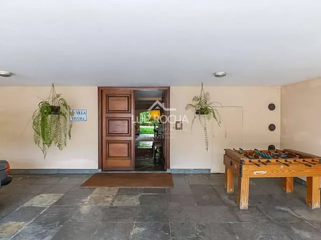 Casa com 5000m² 6 quartos e 6 banheiros, à venda, no bairro Vila Santo Antônio em Cotia