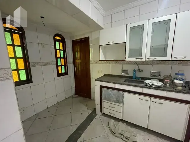 Casa com 150m² 3 quartos e 2 banheiros, à venda, no bairro Alvarez em Nova Iguaçu
