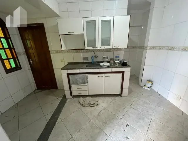 Casa com 150m² 3 quartos e 2 banheiros, à venda, no bairro Alvarez em Nova Iguaçu