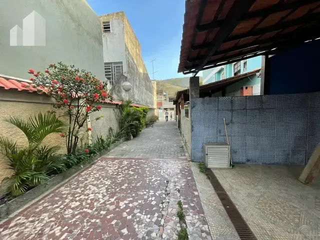 Casa com 150m² 3 quartos e 2 banheiros, à venda, no bairro Alvarez em Nova Iguaçu
