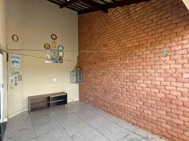 Casa com 200m² 3 quartos e 1 banheiro, à venda, no bairro Residencial Talismã em Goiânia