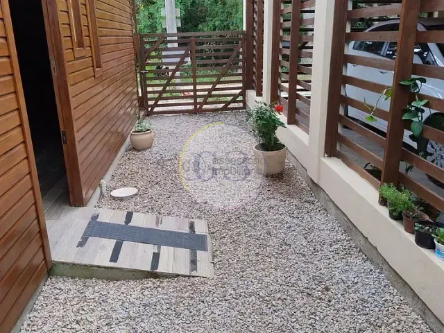 Casa 3 quartos e 2 banheiros, à venda, no bairro Laranjal em Pelotas