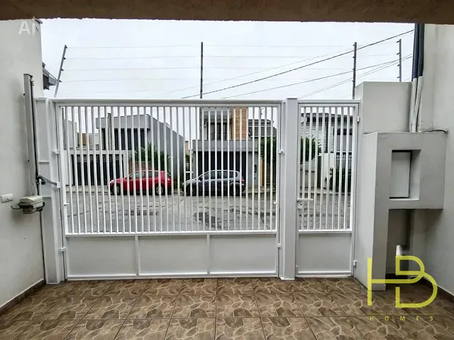 Casa 2 quartos e 3 banheiros, à venda, no bairro Vila Fiori em Sorocaba