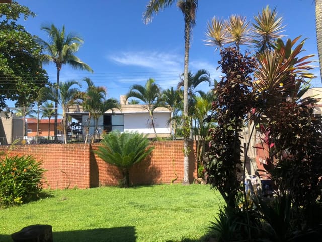 Foto do Casa - Linda casa em Guarujá á 100 m da praia. | Hermes Imóveis