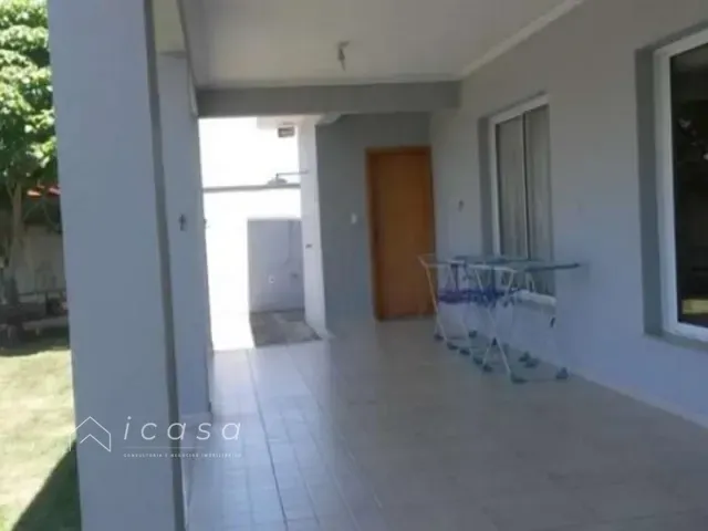 Casa com 560m² 5 quartos e 4 banheiros, à venda, no bairro Residencial Santa Helena em Caçapava
