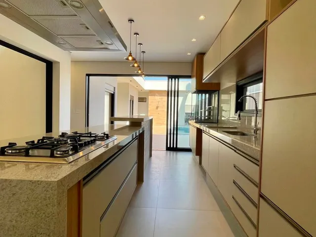 Casa com 315m² 3 quartos e 4 banheiros, à venda, no bairro Jardim Recanto das Águas em Nova Odessa