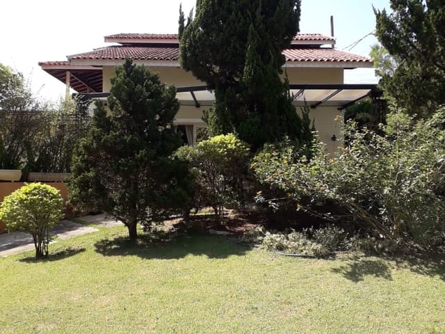 Casa com 500m² 5 quartos e 5 banheiros, à venda, no bairro Rainha em Louveira