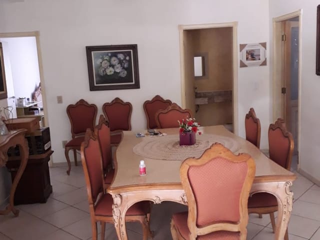 Casa com 500m² 5 quartos e 5 banheiros, à venda, no bairro Rainha em Louveira