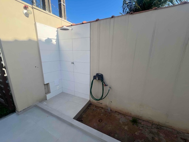 Foto do Casa - Casa nova à venda e locação, com dois dormitórios e área gourmet no Morro do Algodão, em Caraguatatuba, litoral norte SP | Innova Imobiliária