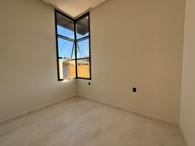 Casa 3 quartos e 4 banheiros, à venda, no bairro Zona de Expansão (Olhos D'Agua) em Barra dos Coqueiros