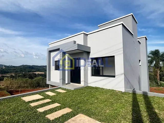 Casa com 104m² 3 quartos e 1 banheiro, à venda, no bairro Santa Terezinha em Concórdia