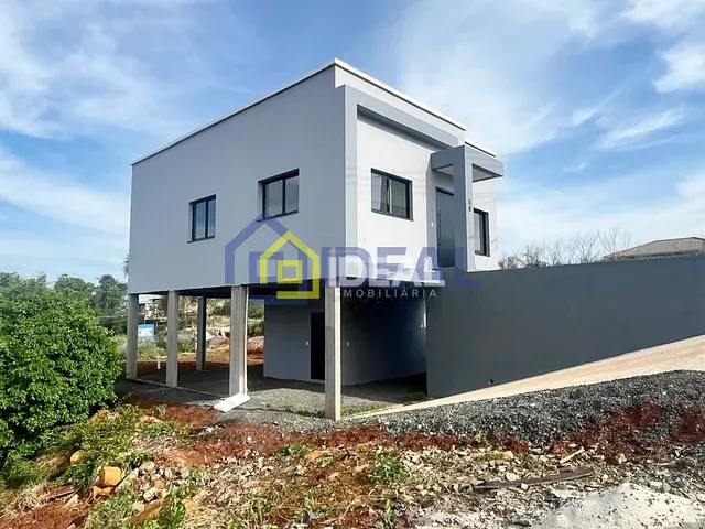 Casa com 104m² 3 quartos e 1 banheiro, à venda, no bairro Santa Terezinha em Concórdia