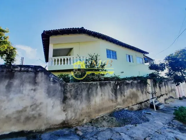 Casa com 360m² 4 quartos e 2 banheiros, à venda, no bairro Vila Aeroporto em Campinas