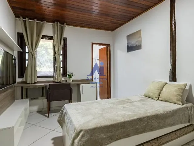 Casa com 1500m² 8 quartos e 9 banheiros, à venda, no bairro Guaratiba em Rio de Janeiro