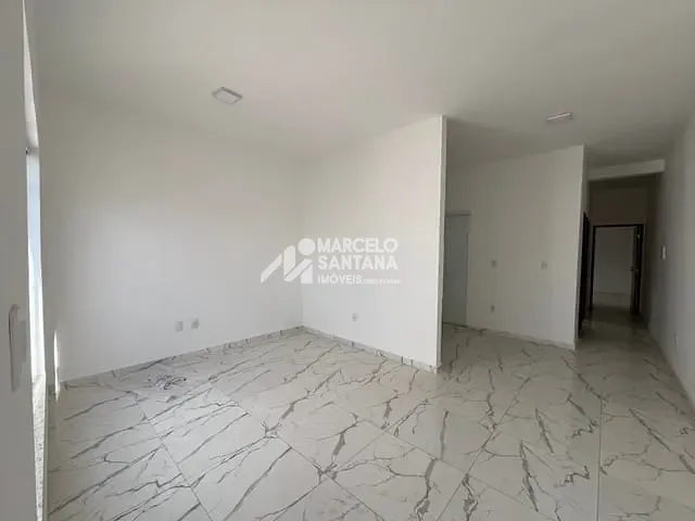 Casa 2 quartos e 1 banheiro, à venda, no bairro São Pedro em Vitória da Conquista