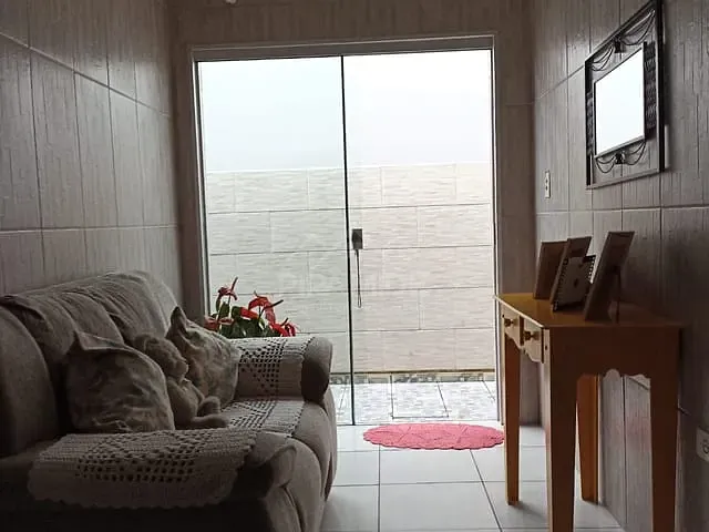 Casa com 150m² 5 quartos e 3 banheiros, à venda, no bairro Chácara Alvorada em Poços de Caldas