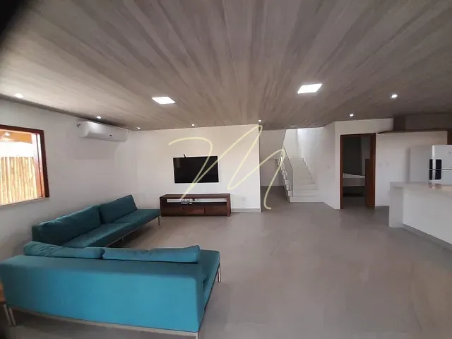 Casa com 450m² 7 quartos e 8 banheiros, à venda, no bairro Jardim Atlântico em Ilhéus
