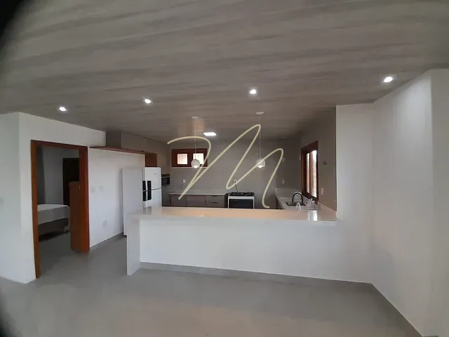 Casa com 450m² 7 quartos e 8 banheiros, à venda, no bairro Jardim Atlântico em Ilhéus