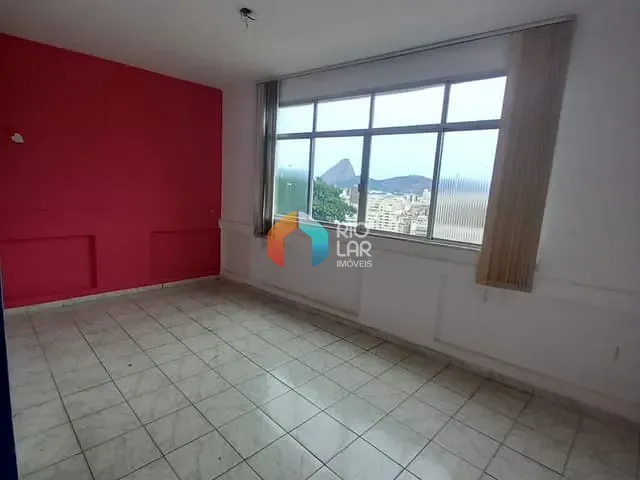 Casa com 250m² 3 quartos e 1 banheiro, à venda, no bairro Santa Teresa em Rio de Janeiro