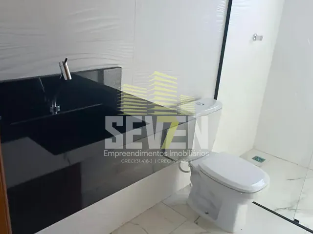 Casa com 243m² 4 quartos e 2 banheiros, à venda, no bairro Riviera Santa Cristina L em Arandu