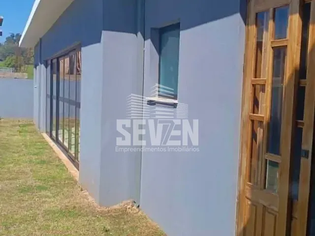 Casa com 243m² 4 quartos e 2 banheiros, à venda, no bairro Riviera Santa Cristina L em Arandu