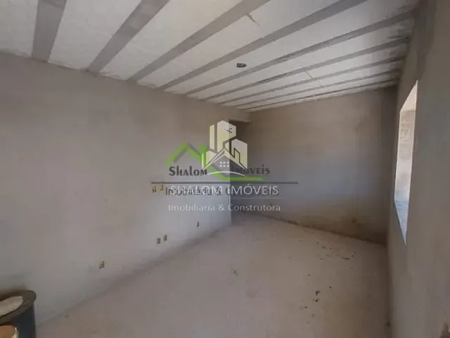 Casa com 375m² 2 quartos e 2 banheiros, à venda, no bairro Trevo em Belo Horizonte