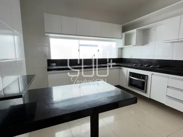 Casa com 200m² 3 quartos e 3 banheiros, à venda, no bairro Parque das Nações em Parnamirim