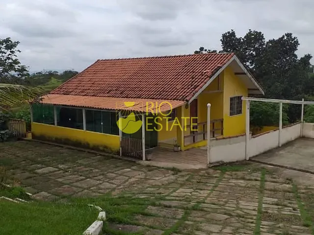 Casa com 250m² 2 quartos e 1 banheiro, à venda, no bairro Penedo em Itatiaia