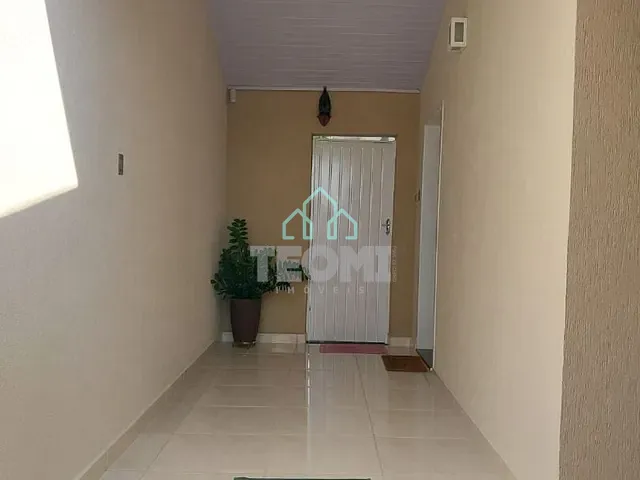 Casa com 163m² 2 quartos e 2 banheiros, à venda, no bairro Parque Senhor do Bonfim em Taubaté