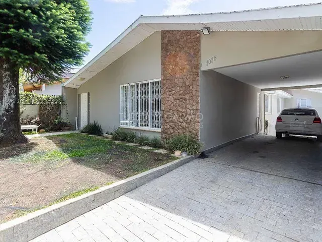 Casa com 343m² 4 quartos e 5 banheiros, à venda, no bairro Água Verde em Curitiba