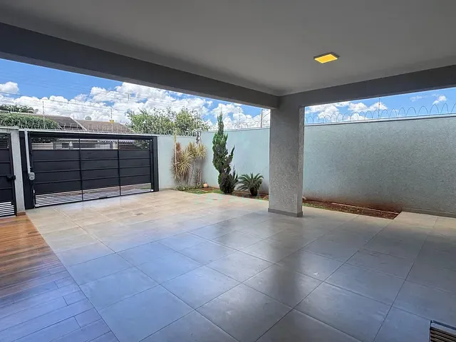 Casa com 359m² 3 quartos e 3 banheiros, à venda, no bairro Água Limpa Park em Campo Grande