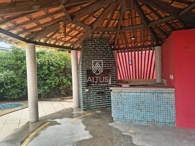 Terreno com 900m², à venda, no bairro Santa Mônica em Feira de Santana