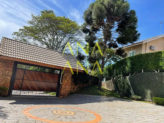 Casa com 1300m² 3 quartos e 4 banheiros, à venda, no bairro Condomínio Santa Helena I em Bragança Paulista