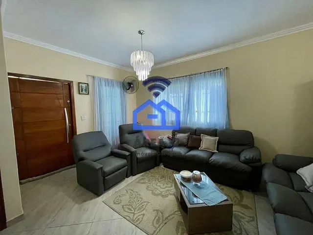Casa com 316m² 2 quartos e 3 banheiros, à venda, no bairro Golfinho em Caraguatatuba