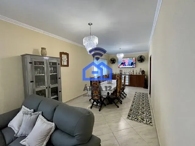 Casa com 316m² 2 quartos e 3 banheiros, à venda, no bairro Golfinho em Caraguatatuba