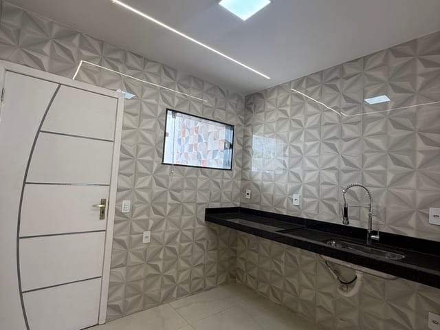 Casa com 140m² 2 quartos e 3 banheiros, à venda ou para alugar, no bairro Alpha Green em Campos dos Goytacazes