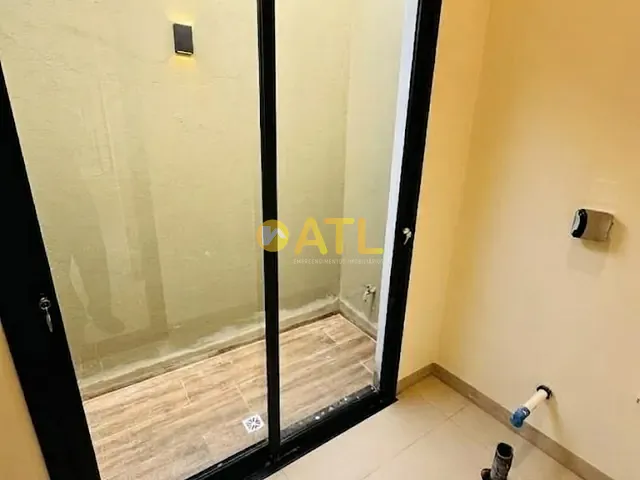 Casa 3 quartos e 4 banheiros, à venda, no bairro Chácaras São Silvestre em Ourinhos