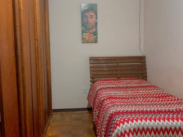 Casa 4 quartos e 2 banheiros, à venda, no bairro Vila São Pedro em Santo André