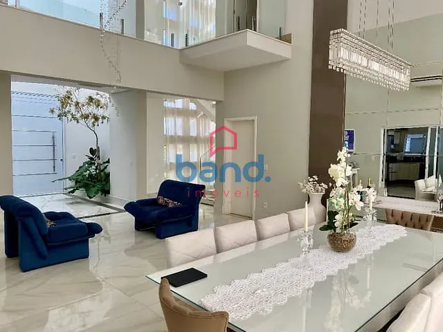Casa com 800m² 3 quartos e 5 banheiros, à venda, no bairro Portal dos Bandeirantes II em Porto Feliz