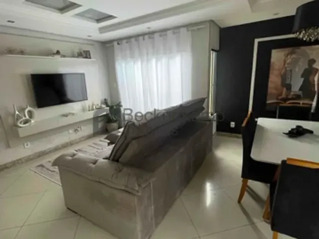 Casa com 300m² 3 quartos e 3 banheiros, à venda, no bairro Jardim Amália em Volta Redonda