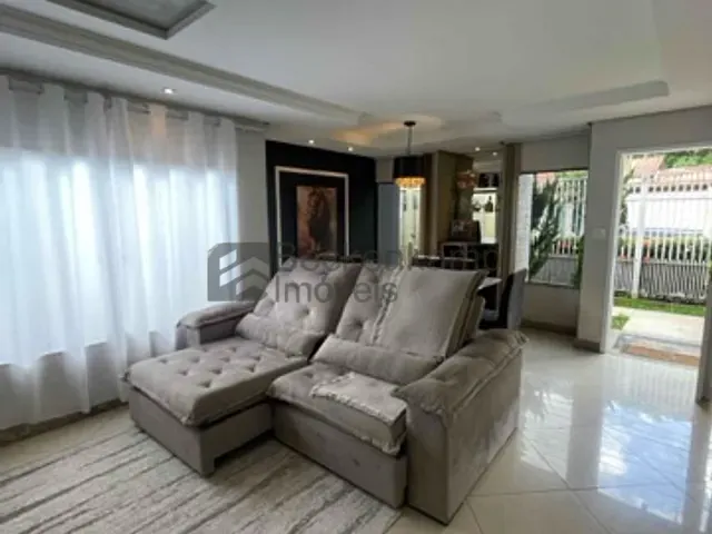 Casa com 300m² 3 quartos e 3 banheiros, à venda, no bairro Jardim Amália em Volta Redonda