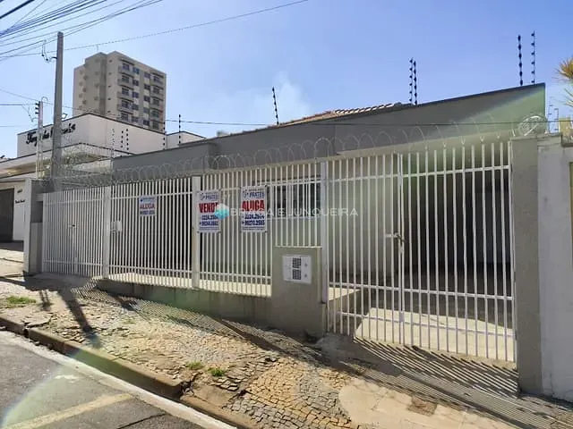Casa com 242m² 3 quartos e 3 banheiros, para alugar, no bairro Boa Vista em São José do Rio Preto
