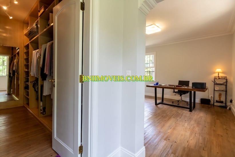 Casa, 4 quartos, 340 m² - Foto 27