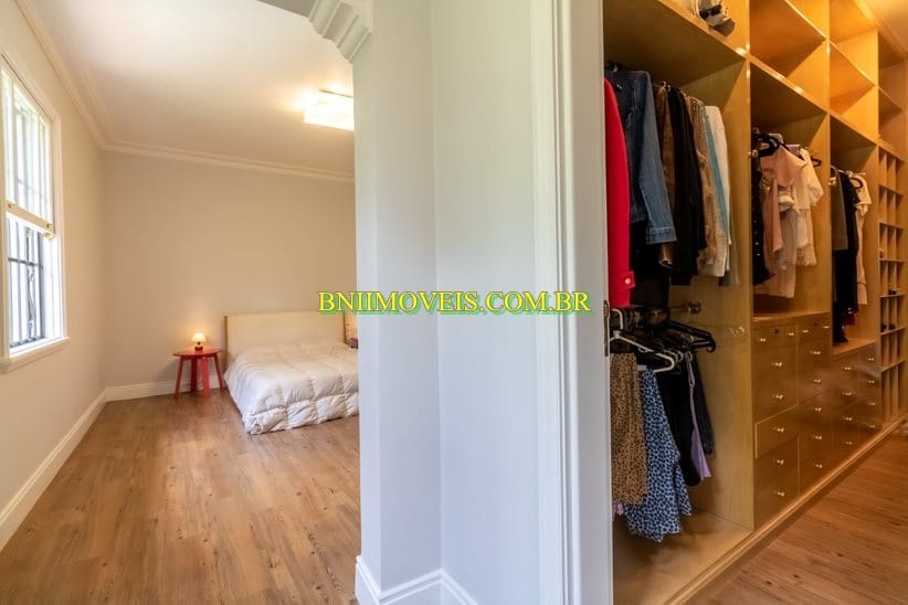 Casa, 4 quartos, 340 m² - Foto 29