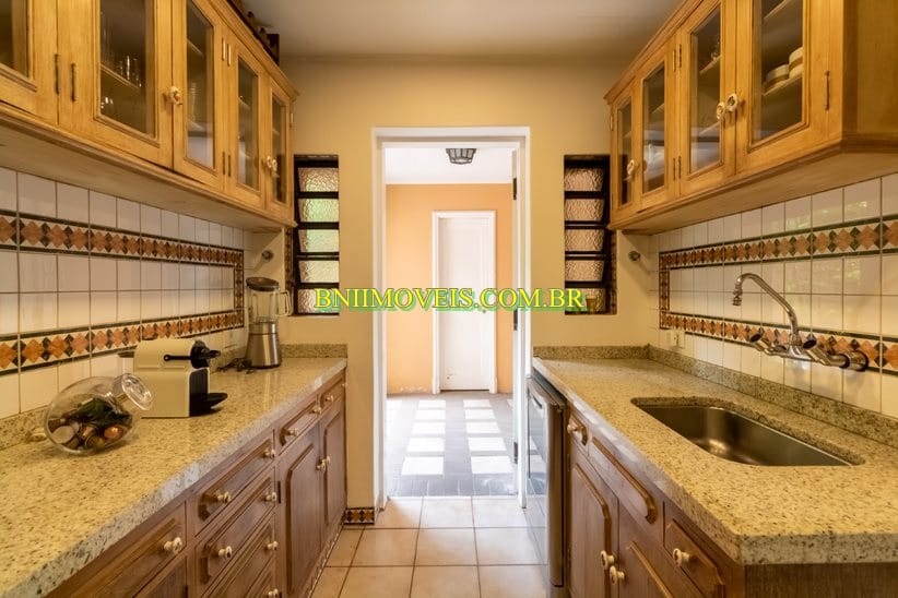 Casa, 4 quartos, 340 m² - Foto 18