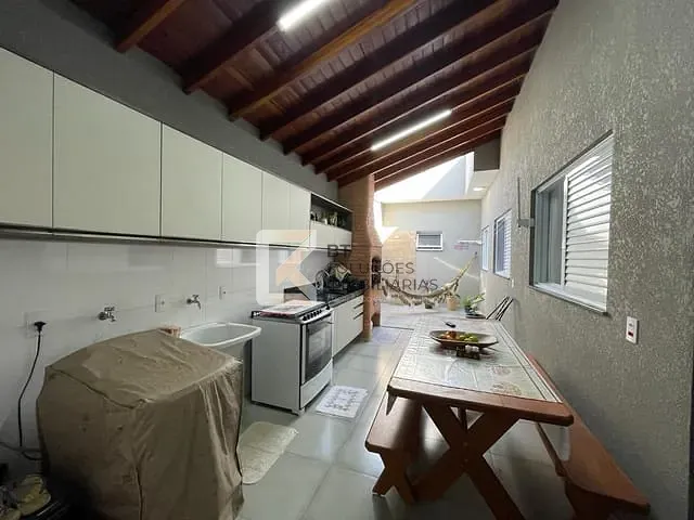 Casa com 150m² 3 quartos e 1 banheiro, à venda, no bairro Jardim Residencial Nova Veneza em Indaiatuba